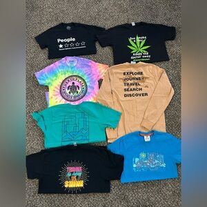 Women’s- 6 t-shirts and 1 long sleeve. Sizes vary - see photos. Lot of 7